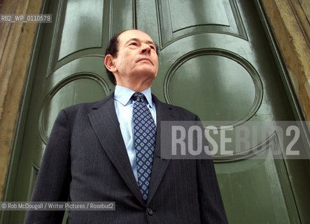 Jenny Eclair, The Edinburgh International Book Festival 2005..Copyright©Rob McDougall/Writer Pictures/Rosebud2