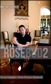 John Edwards..copyright©Lisa Carpenter/Writer Pictures/Rosebud2