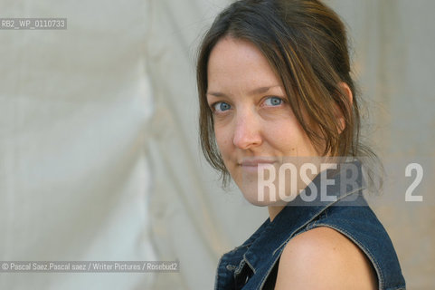 British writer Susan Elderkin, author of novel The Voices, at the Edinburgh International Book Festival 2003...Copyright©Pascal Saez.Pascal saez/Writer Pictures/Rosebud2