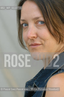 British writer Susan Elderkin, author of novel The Voices, at the Edinburgh International Book Festival 2003...Copyright©Pascal Saez.Pascal saez/Writer Pictures/Rosebud2