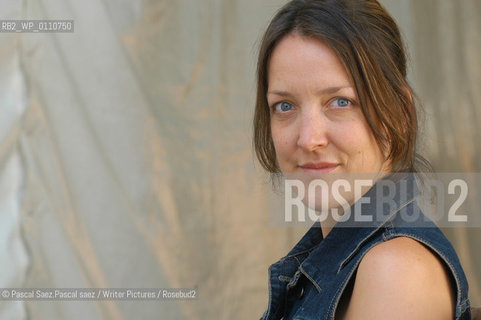 British writer Susan Elderkin, author of novel The Voices, at the Edinburgh International Book Festival 2003...Copyright©Pascal Saez.Pascal saez/Writer Pictures/Rosebud2