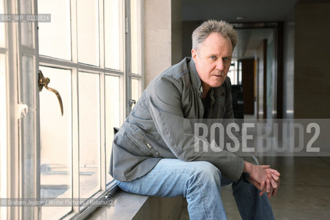 Charles Elton, author photographed at Penguin HQ in London.  .copyright©Graham Jepson/Writer Pictures/Rosebud2
