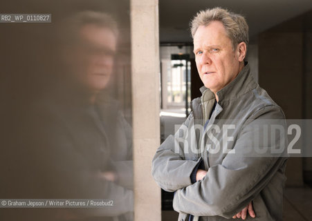 Charles Elton, author photographed at Penguin HQ in London.  .copyright©Graham Jepson/Writer Pictures/Rosebud2