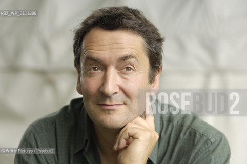 Jonathan Falla,novel©Writer Pictures/Rosebud2