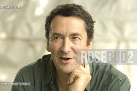 Jonathan Falla,novel©Writer Pictures/Rosebud2