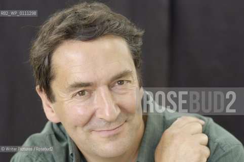 Jonathan Falla,novel©Writer Pictures/Rosebud2
