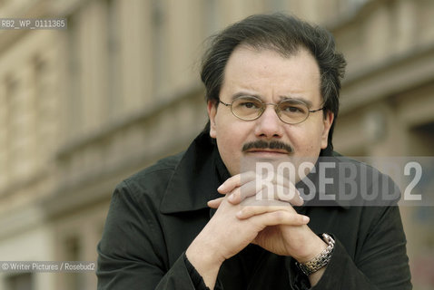 
©Writer Pictures/Rosebud2