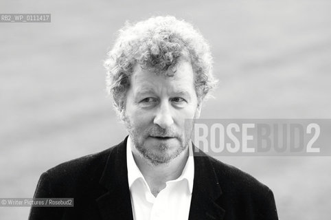 Sebastian Faulks ,author, at The Oxford Literary Festival at Christ Church,Oxford. CREDIT Geraint Lewis
©Writer Pictures/Rosebud2