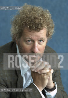 Sebastian Faulks, British novelist of Birdsong and Human Traces. CREDIT Geraint Lewis
©Writer Pictures/Rosebud2