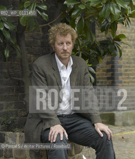 27 August 2005-Edinburgh, UK- British writer Sebastian Faulks, author of novels like Birdsong and Human Traces.at the Edinburgh International Book Festival..Copyright©Pascal S/Writer Pictures/Rosebud2