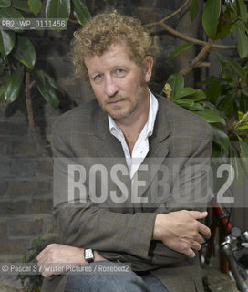 27 August 2005-Edinburgh, UK- British writer Sebastian Faulks, author of novels like Birdsong and Human Traces.at the Edinburgh International Book Festival..Copyright©Pascal S/Writer Pictures/Rosebud2