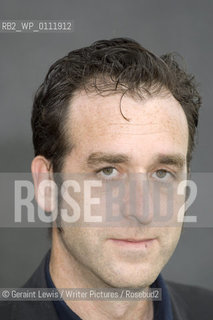 David Flusfeder, American novelist, at the Edinburgh International Book Festival, August 12, 2007. Copyright©Geraint Lewis/Writer Pictures/Rosebud2