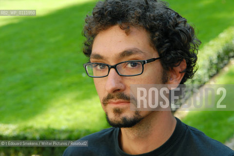 Image ID:  .David Foenkinos  Author of -  Qui se souvient de David Foenkinos ?,  Gallimard.at Gallimard, Paris..©Copyrigh©t Edouard Smekens/Writer Pictures/Rosebud2