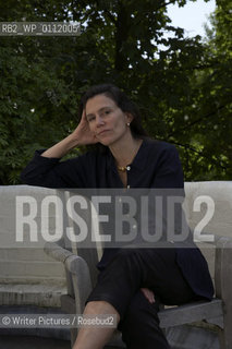 Copyright NMG/Writer ©Writer Pictures/Rosebud2