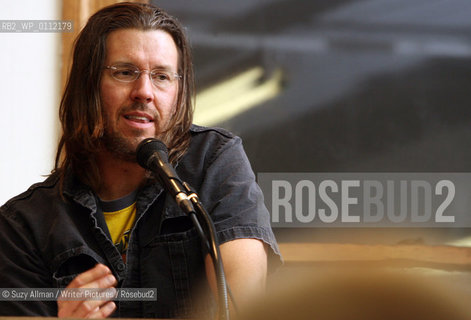 NEW YORK, NY - JAN 11, 2006:  Essayist David Foster Wallace at The Strand bookstore in Manhattan, New York, on Wednesday, January 11, 2006.  Wallace read from and signed his book, Consider the Lobster.  ....Copyright©Suzy Allman/Writer Pictures/Rosebud2
