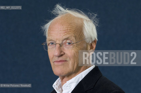 Michael Frayn ,writer and playwright of Noises Off now a Novelist . CREDIT Geraint Lewis
©Writer Pictures/Rosebud2