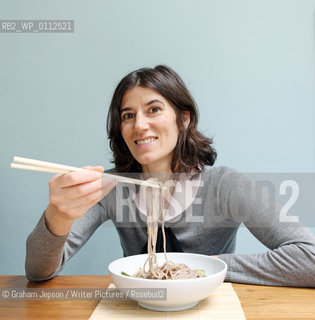 Bella Freud cooks up some Macrobiotic food in her Kensal Green home...copyright©Graham Jepson/Writer Pictures/Rosebud2
