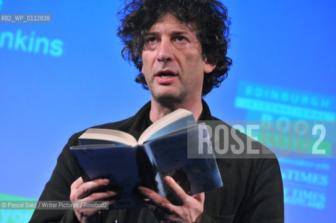 Neil Gaiman..copyright©Pascal Saez/Writer Pictures/Rosebud2