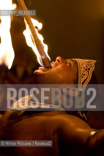 Sri Lankan fire dancer at Galle Literary Festival 2008 opening ceremony
©Writer Pictures/Rosebud2