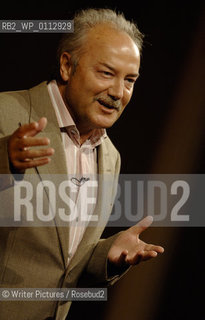 Copyright NMG/Writer Pictures.contact +44 (0)20 82410039.sales@writerpictures.com.www.writerpictures.com
©Writer Pictures/Rosebud2