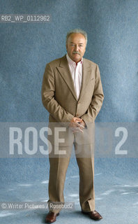 
©Writer Pictures/Rosebud2