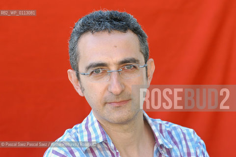 British writer Simon Garfield at the Edinburgh International Book Festival 2003..Copyright©Pascal Saez.Pascal Saez/Writer Pictures/Rosebud2