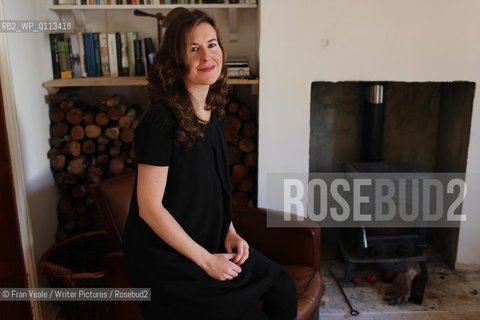 Author Karen Gillece...Copyright©Fran Veale/Writer Pictures/Rosebud2