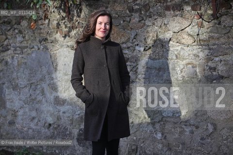 Author Karen Gillece...Copyright©Fran Veale/Writer Pictures/Rosebud2