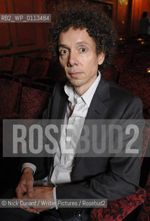 US thinker and commentator Malcolm Gladwell pictured at the Lyceum theatre prior to his one off talk 24th November 2008 ..copyright©Nick Cunard/Writer Pictures/Rosebud2