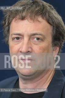 Misha Glenny at The Edinburgh International Book Festival 2008..Copyright©Pascal Saez/Writer Pictures/Rosebud2