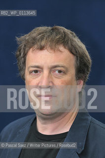 Misha Glenny at The Edinburgh International Book Festival 2008..Copyright©Pascal Saez/Writer Pictures/Rosebud2