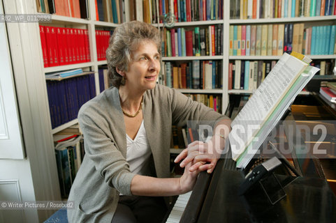 Conductor Jane Glover who has written a book about Amadeus Mozart.
©Writer Pictures/Rosebud2