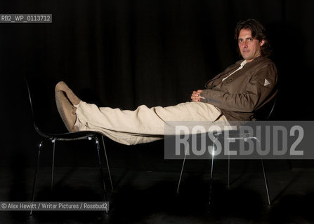 Jonny Glynn at the Debut Author Festival 2007..Traverse Theatre Edinburgh..Copyright©Alex Hewitt/Writer Pictures/Rosebud2