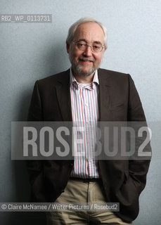 Portraits of Robert Goddard..Copyright©Claire McNamee/Writer Pictures/Rosebud2