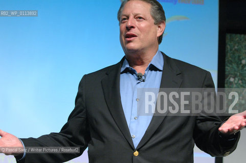 American former vice-president in the Clinton administration, writer and documentary filmmaker Al Gore at the Edinburgh International Book Festival. He is the author of An Inconvenient Truth...Copyright©Pascal Saez/Writer Pictures/Rosebud2