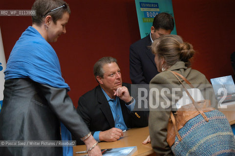 American former vice-president in the Clinton administration, writer and documentary filmmaker Al Gore at the Edinburgh International Book Festival. He is the author of An Inconvenient Truth...Copyright©Pascal Saez/Writer Pictures/Rosebud2