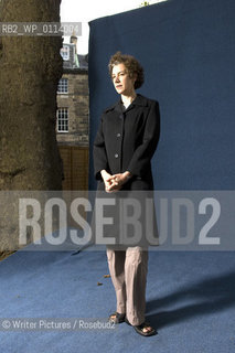 Rebecca Gowers, Novelist ,writer of When To Walk  .CREDIT Geraint Lewis
©Writer Pictures/Rosebud2