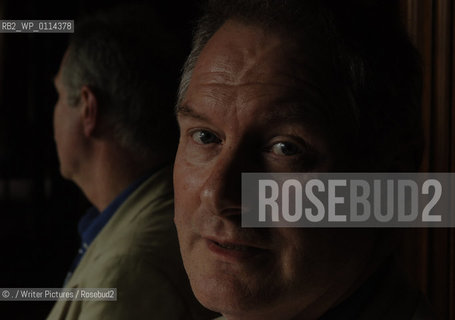 STOCK, Prof Roy Greenslade, media commentator, journalist and professor of journalism, 28/05/06..©./Writer Pictures/Rosebud2
