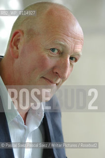 British crime writer Peter Guttridge at the Edinburgh International Book Festival 2005..Copyright©Pascal Saez.Pascal Saez/Writer Pictures/Rosebud2