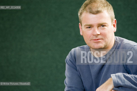 Mark Haddon, author of The Curious Incident of The Dog In The NIight Time and A Spot of Bother. CREDIT Geraint Lewis
©Writer Pictures/Rosebud2