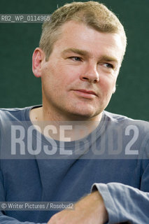 Mark Haddon, author of The Curious Incident of The Dog In The NIight Time and A Spot of Bother. CREDIT Geraint Lewis
©Writer Pictures/Rosebud2