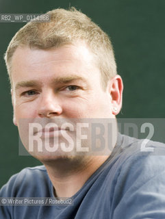Mark Haddon, author of The Curious Incident of The Dog In The NIight Time and A Spot of Bother. CREDIT Geraint Lewis
©Writer Pictures/Rosebud2