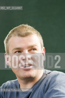 Mark Haddon, author of The Curious Incident of The Dog In The NIight Time and A Spot of Bother. CREDIT Geraint Lewis
©Writer Pictures/Rosebud2