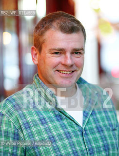 Mark Haddon, author of The Curious Incident of The Dog In The NIight Time and A Spot of Bother. CREDIT Geraint Lewis
©Writer Pictures/Rosebud2