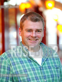 Mark Haddon, author of The Curious Incident of The Dog In The NIight Time and A Spot of Bother. CREDIT Geraint Lewis
©Writer Pictures/Rosebud2