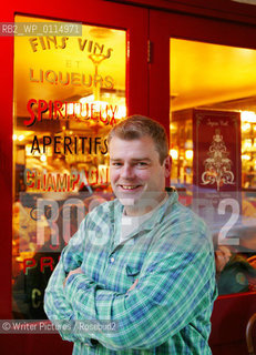 Mark Haddon, author of The Curious Incident of The Dog In The NIight Time and A Spot of Bother. CREDIT Geraint Lewis
©Writer Pictures/Rosebud2
