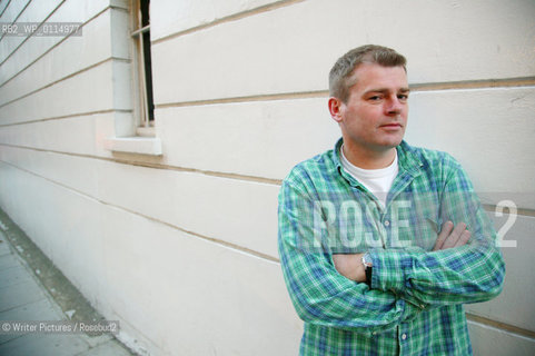 Mark Haddon, author of The Curious Incident of The Dog In The NIight Time and A Spot of Bother. CREDIT Geraint Lewis
©Writer Pictures/Rosebud2