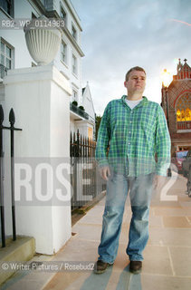 Mark Haddon, author of The Curious Incident of The Dog In The NIight Time and A Spot of Bother. CREDIT Geraint Lewis
©Writer Pictures/Rosebud2