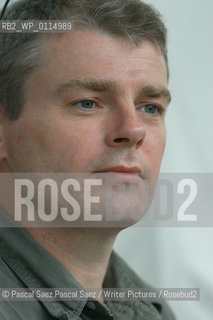 British writer Mark Haddon, author of The Curious Incident of the Dog in the Night-Time, which won numerous awards, among which the Whitbread Book of the Year 2004. Here at the Edinburgh International Book Festival 2004.                                ..Copyright©Pascal Saez.Pascal Saez/Writer Pictures/Rosebud2