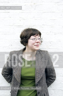 Jen Hadfield, poet ..Copyright©Adrian L/Writer Pictures/Rosebud2